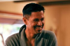 Jay Hernandez as Thomas Magnum in Magnum PI - Season 5 Premiere - 'The Passenger'