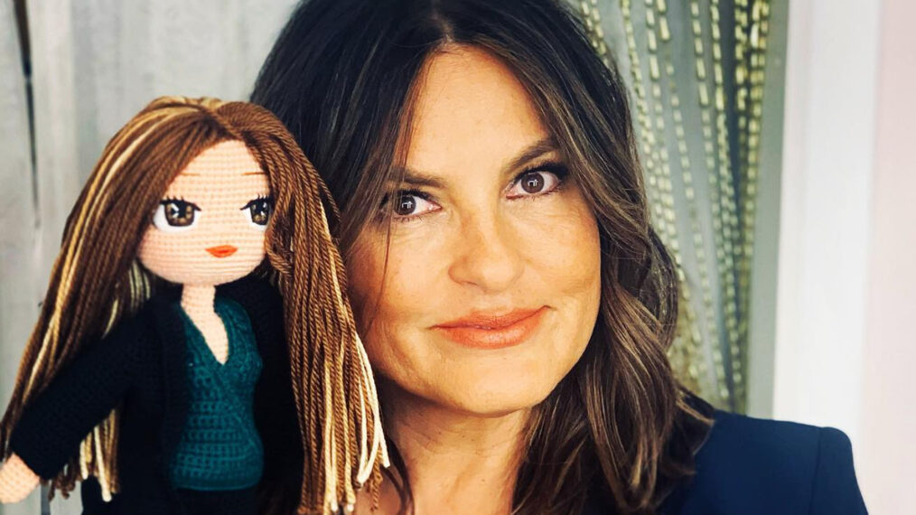 Mariska Hargitay and her look-a-like doll