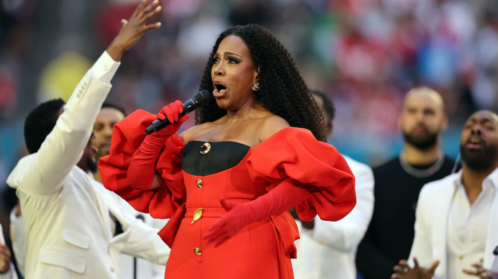 Sheryl Lee Ralph performs 'Lift Every Voice and Sing' prior to Super Bowl LVII