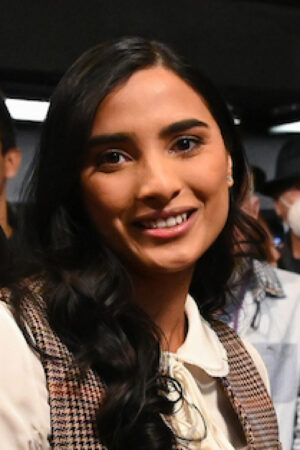 Anya Banerjee - Actress