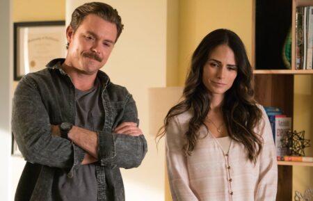 Clayne Crawford and Jordana Brewster in Lethal Weapon