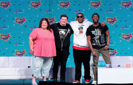 Lori Beth Denberg, Danny Tamberelli, Kenan Thompson, Kel Mitchell attend the ALL THAT Panel at 90’s Con on March 18, 2023 in Hartford, CT