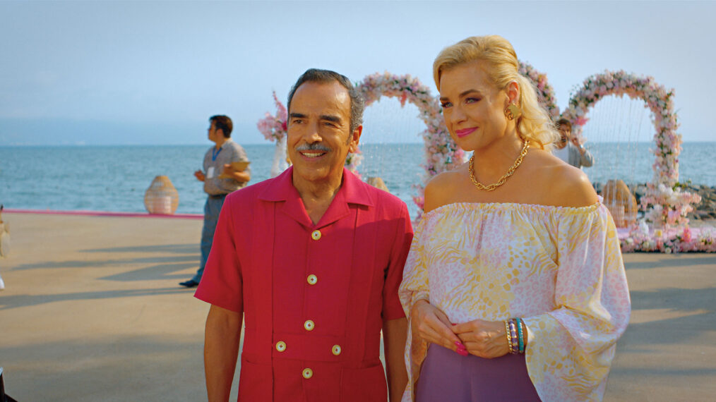 Damián Alcázar and Jessica Collins in 'Acapulco'