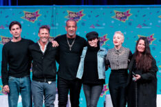 Charmed cast reunite at 90s Con - Drew Fuller, Brian Krause, Dorian Gregory, Shannen Doherty, Rose McGowan, Holly Marie Combs