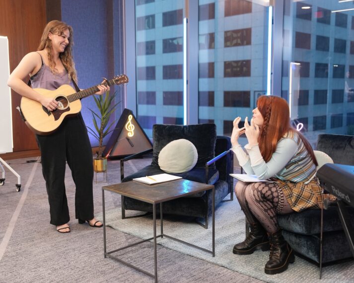 Clay Aiken, David Archuleta & Justin Guarini Mentor Throughout 'Hollywood Week' (RECAP) 2 HANNAH NICOLAISEN, CATIE TURNER