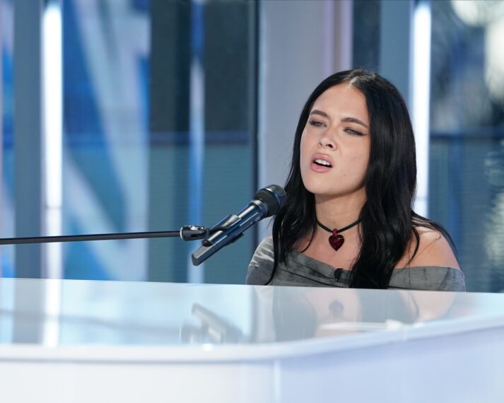 'American Idol' 2023 Auditions Wrap with Potential Champs, Rock Star's Daughter & Second-Likelihood Stripper (RECAP) 2 KAEYRA