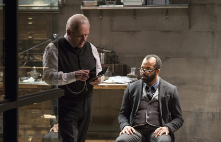 Anthony Hopkins as Ford and Jeffrey Wright as Bernard in Westworld