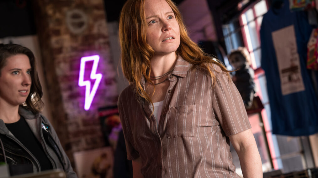 Lauren Ambrose as Van in Yellowjackets Season 2