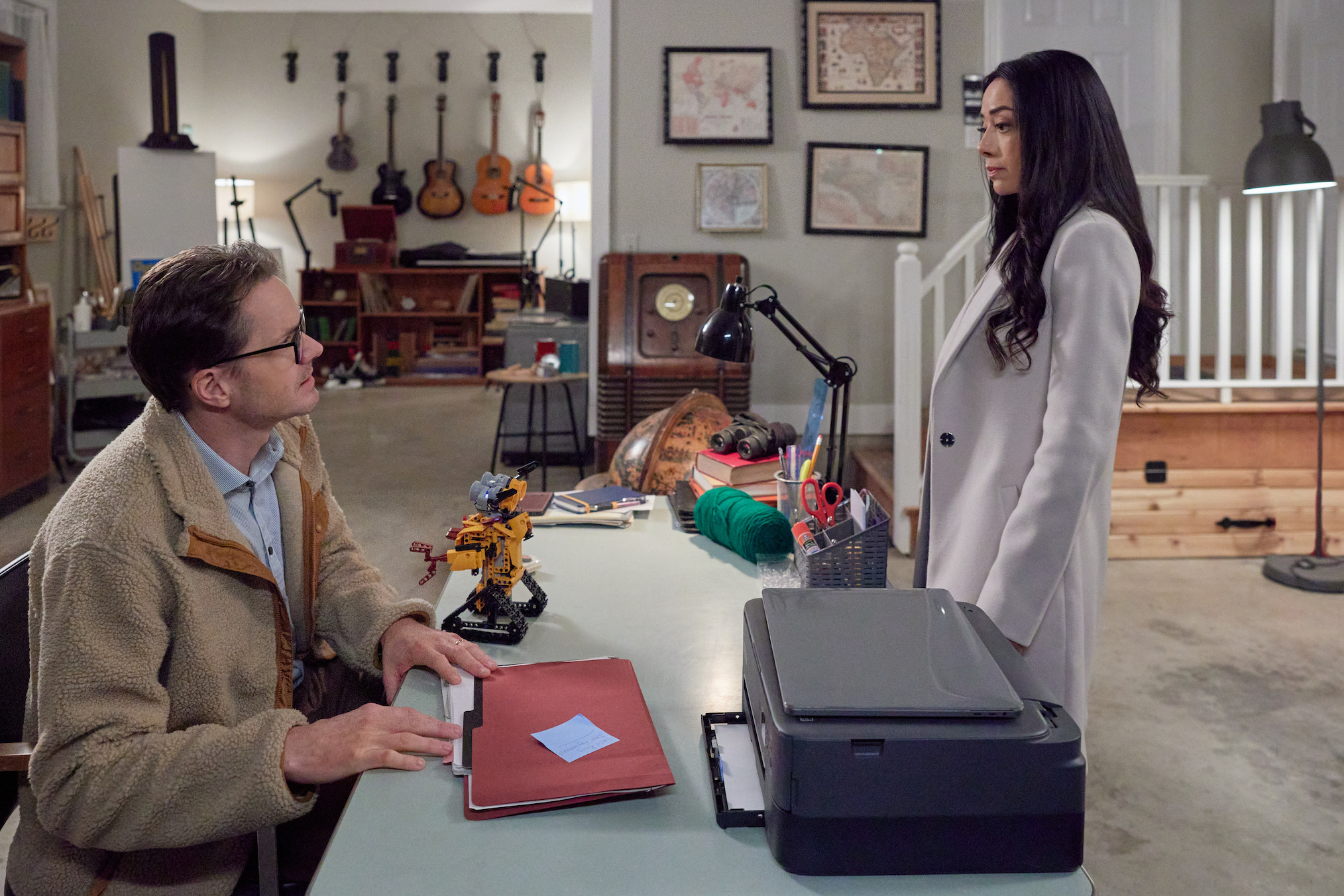 Paul Campbell and Aimee Garcia in 'The Cases of Mystery Lane'