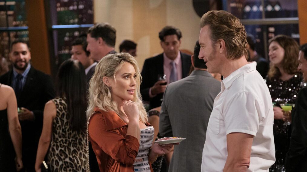 Hilary Duff and John Corbett in 'How I Met Your Father'