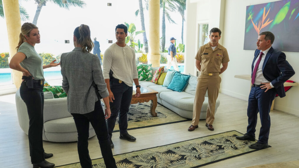 Tori Anderson, Vanessa Lachey, Alex Tarrant, Enver Gjokaj, and Derek Phillips on 'NCIS: Hawai'i'