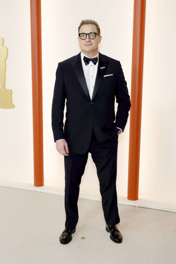 Brendan Fraser arrives at the 2023 Oscars