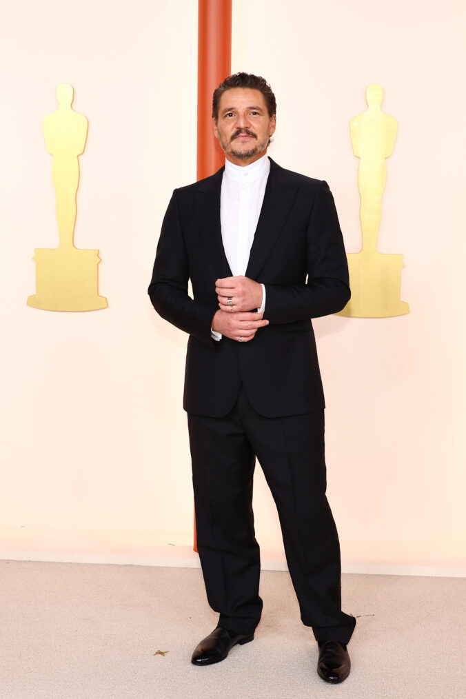 Pedro Pascal arrives at the 2023 Oscars