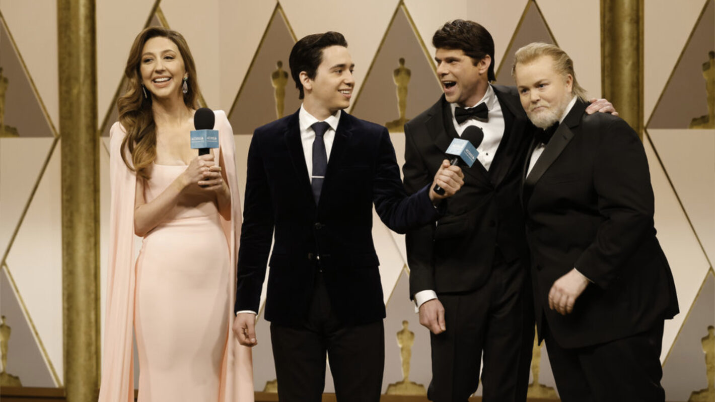 'SNL' Riffs on Will Smith Slap, Angela Bassett Rap in Oscars-Themed ...