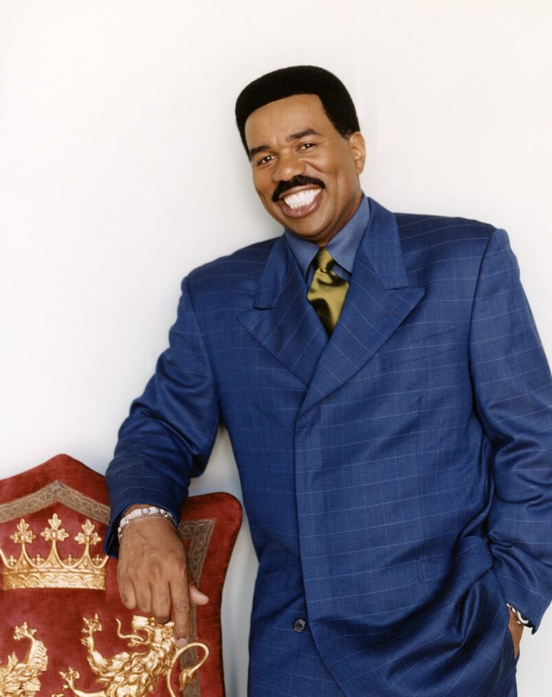 Steve Harvey in blue suit