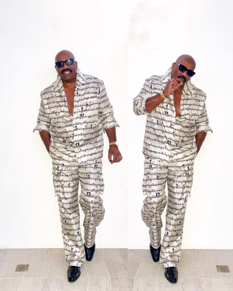 Steve Harvey in silk