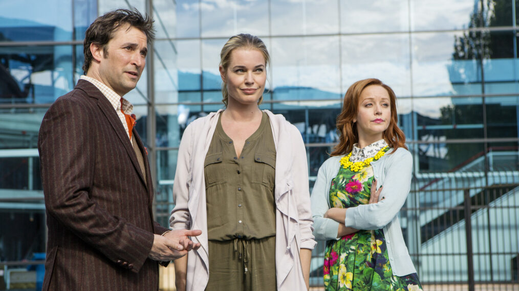 The Librarians Episode - 'And the Rise of Chaos' - Noah Wyle, Rebecca Romijn, Lindy Booth