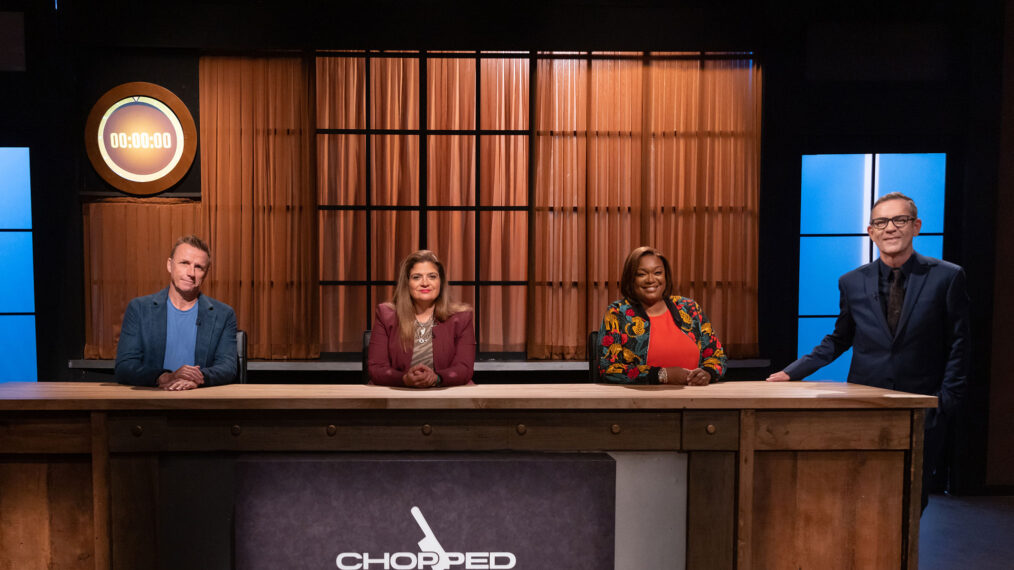 Ted Allen, Alex Guarnaschelli, Sunny Anderson, Marc Murphy-'Chopped Military Salute'