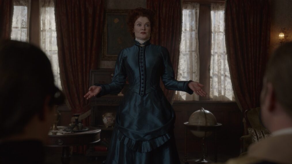 Rebecca Wisocky as Hetty Woodstone in 'Ghosts,' Season 2, episode 20: 