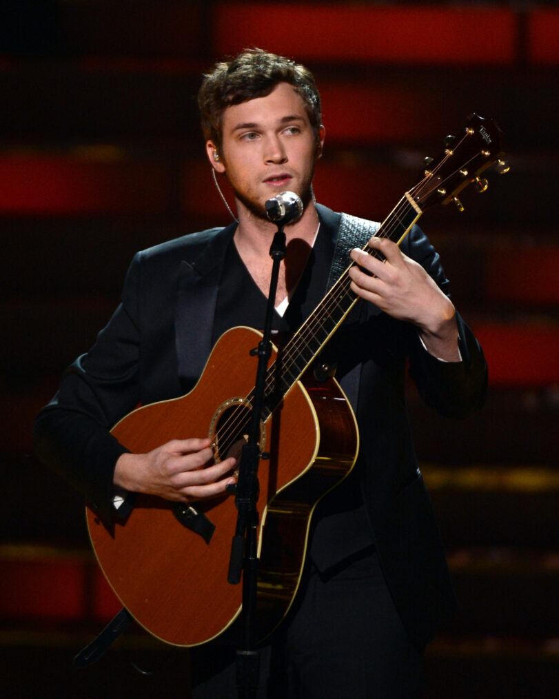Phillip Phillips performs onstage during Fox's 'American Idol 2012' results show