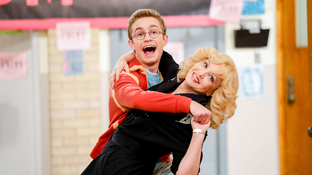 Sean Giambrone, Wendi McLendon-Convey - 'The Goldbergs'