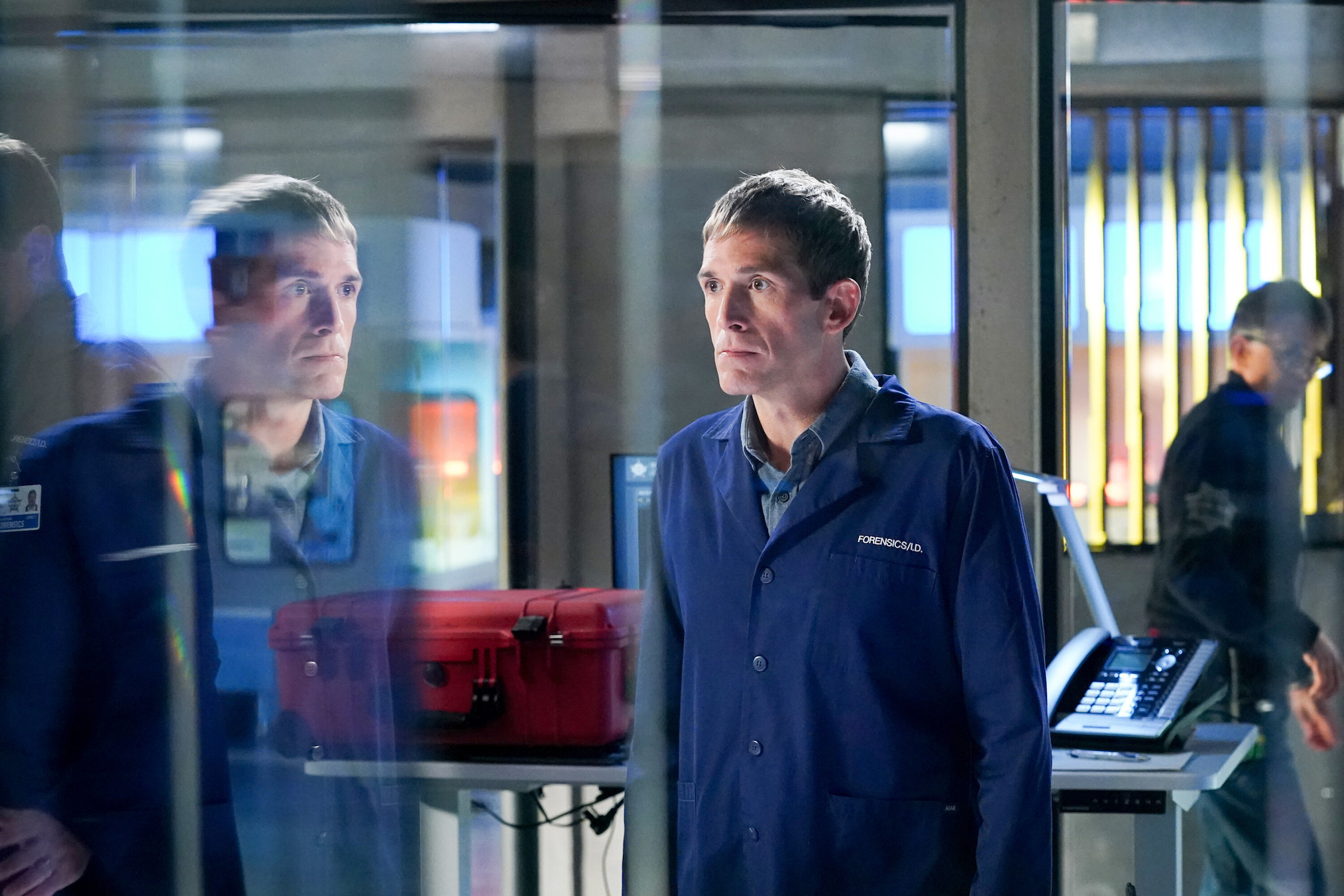 Greg Reunites With Catherine in Eric Szmanda's Subsequent Episode (PHOTOS) 1 csi vegas 218 greg
