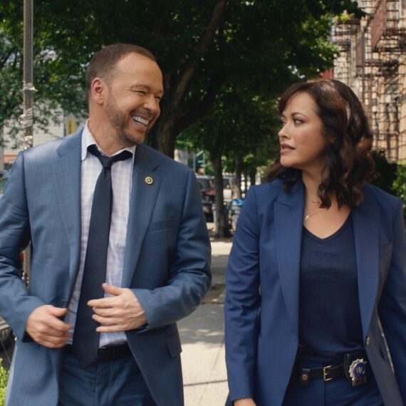 Donnie Wahlberg and Marisa Ramirez