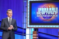 ‘Jeopardy!’ Host Ken Jennings Ignores Elephant in Room in Season 40 Premiere
