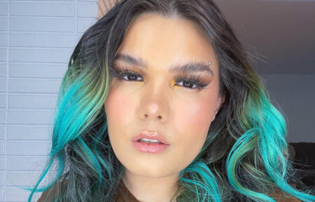 Madison De La Garza poses for IG selfie