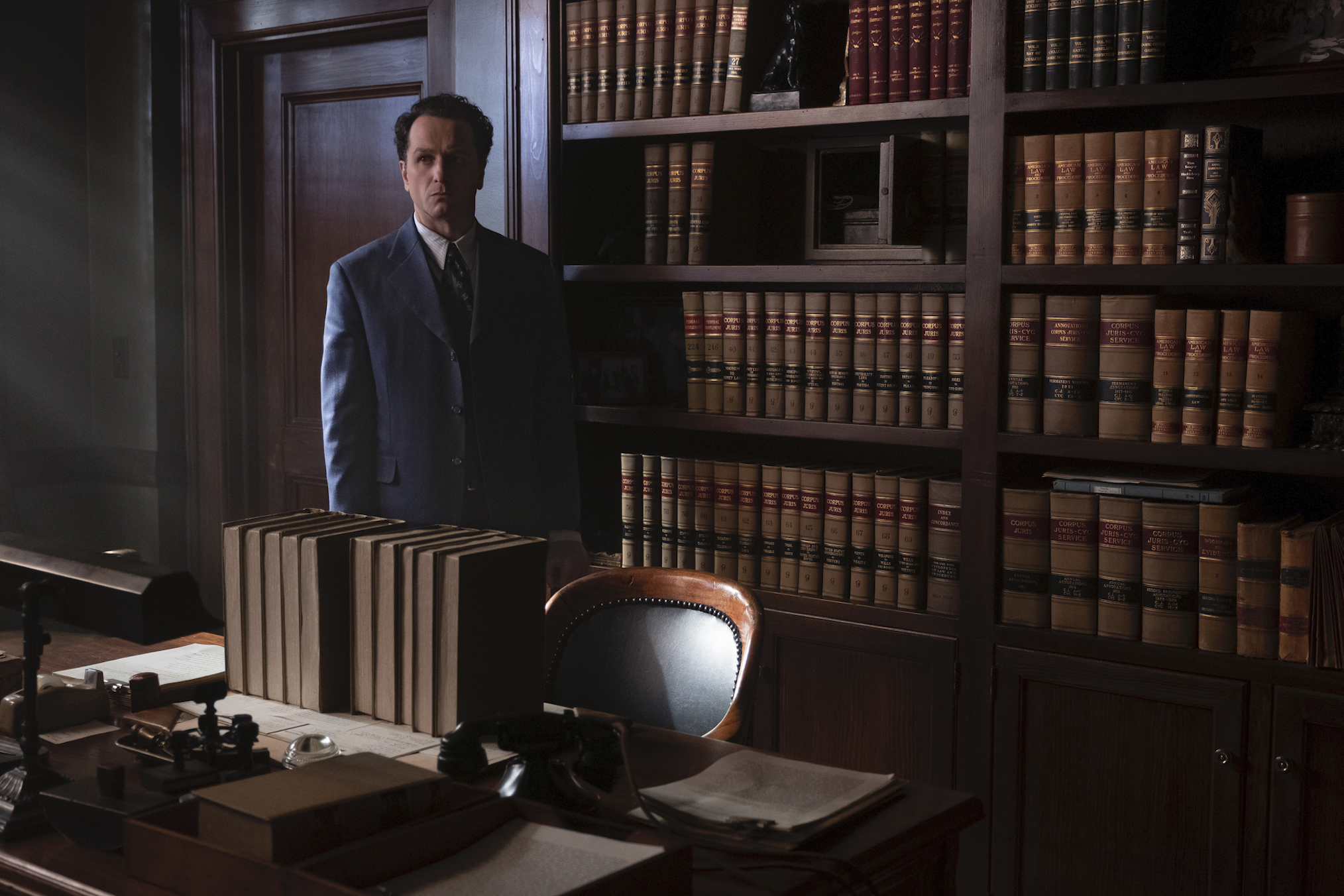 Matthew Rhys in 'Perry Mason' Season 2 Episode 6