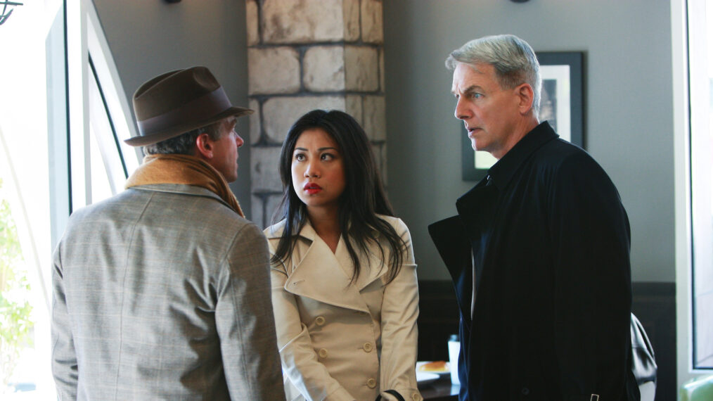 Liza Lapira and Mark Harmon in 'NCIS'