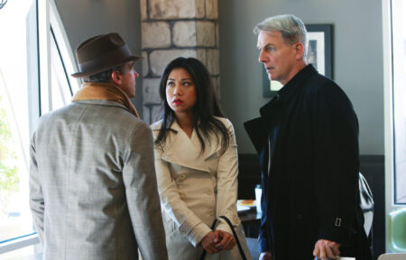 Liza Lapira and Mark Harmon in 'NCIS'