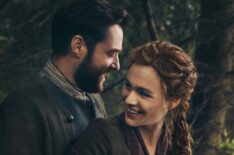 Richard Rankin and Sophie Skelton in 'Outlander' Season 7