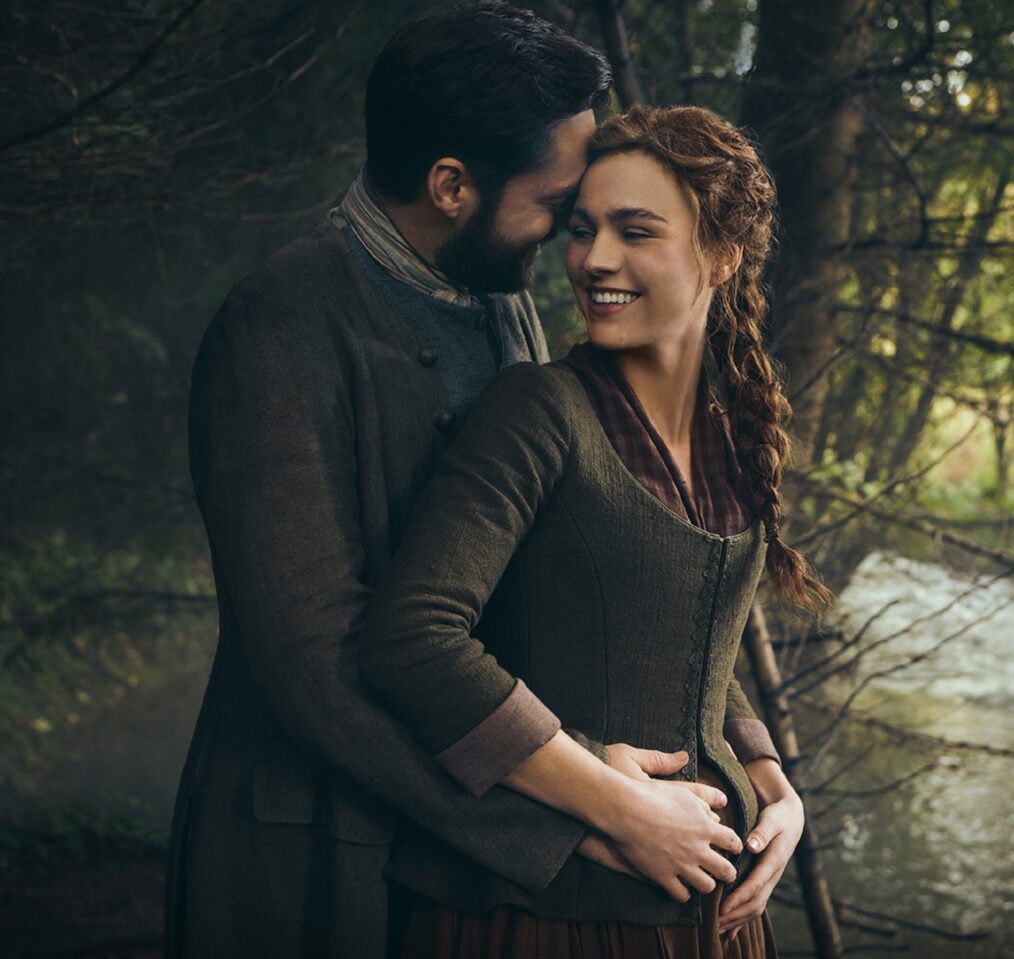 Richard Rankin and Sophie Skelton in 'Outlander' Season 7