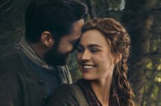 Richard Rankin and Sophie Skelton in 'Outlander' Season 7