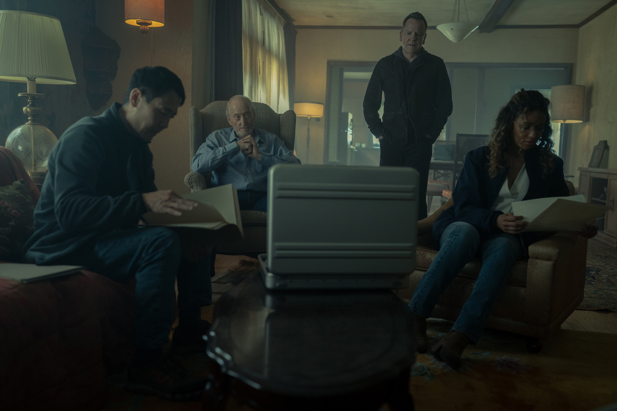 Rob Yang, Charles Dance, Kiefer Sutherland, and Meta Golding in 'Rabbit Hole'