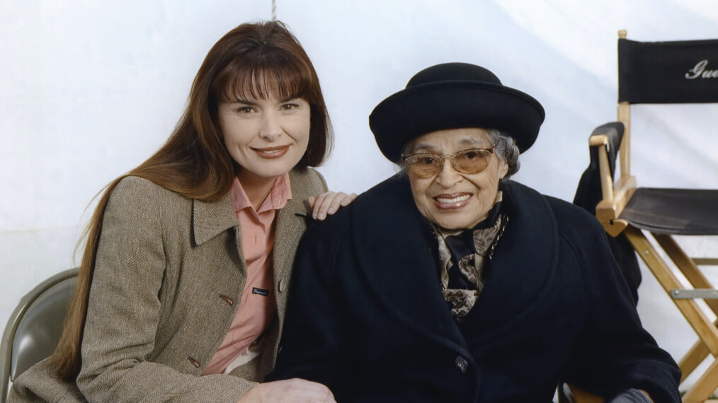 Roma Downey and Rosa Parks on the set of 'Touched by an Angel'