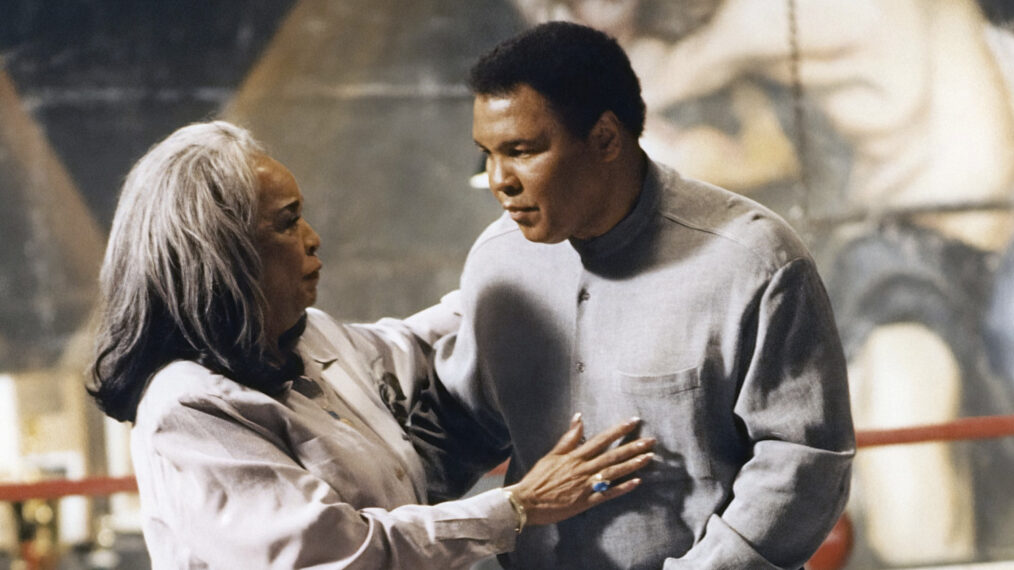 Della Reese and Muhammad Ali in 'Touched by an Angel'