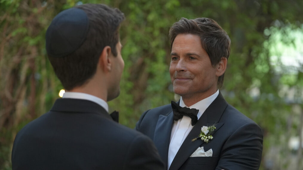 Ronen Rubinstein and Rob Lowe in '9-1-1: Lone Star'