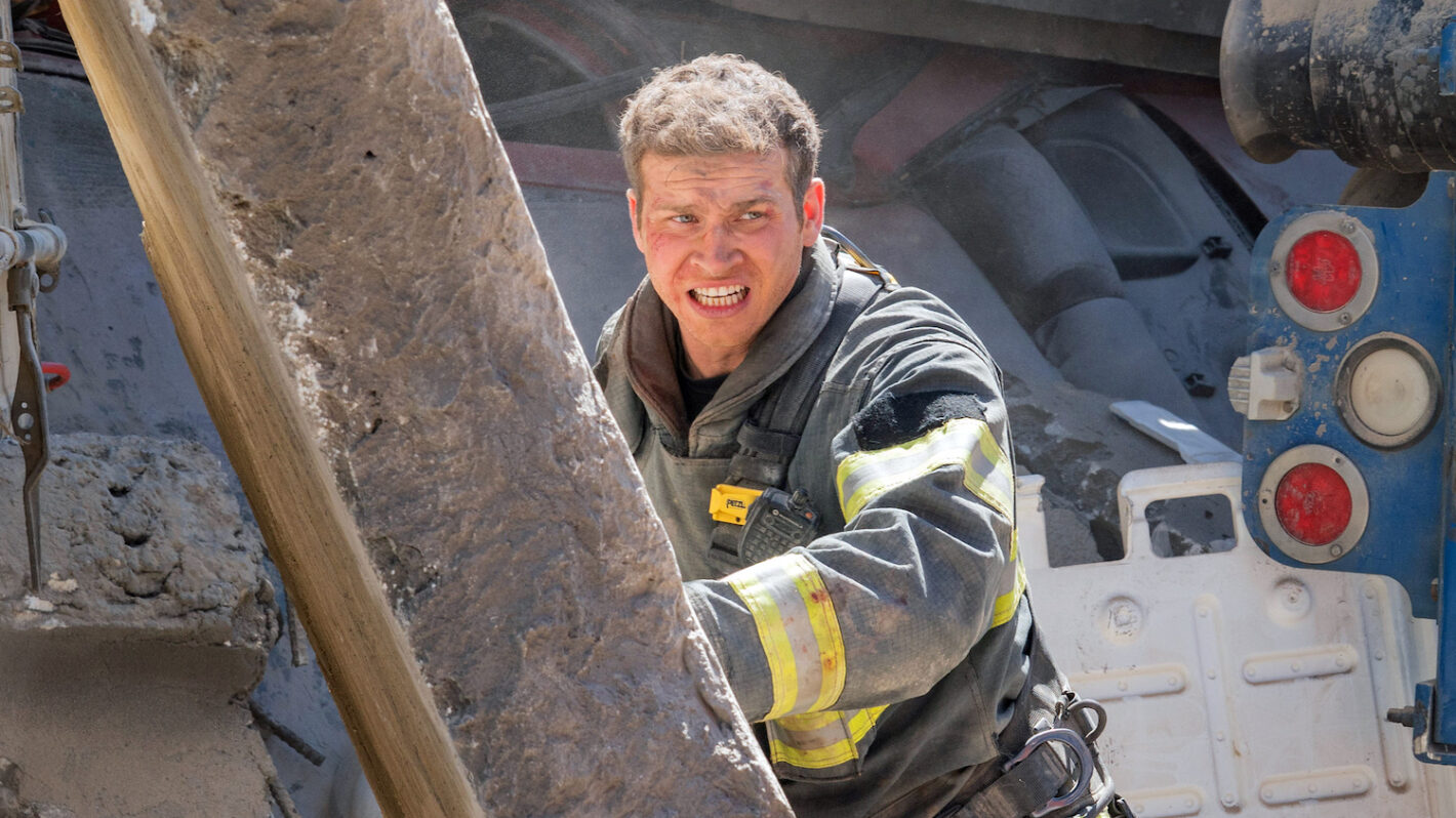 '9-1-1': Oliver Stark on Why Buck's New Relationship Could Work - Who Does Buck End Up With In 911
