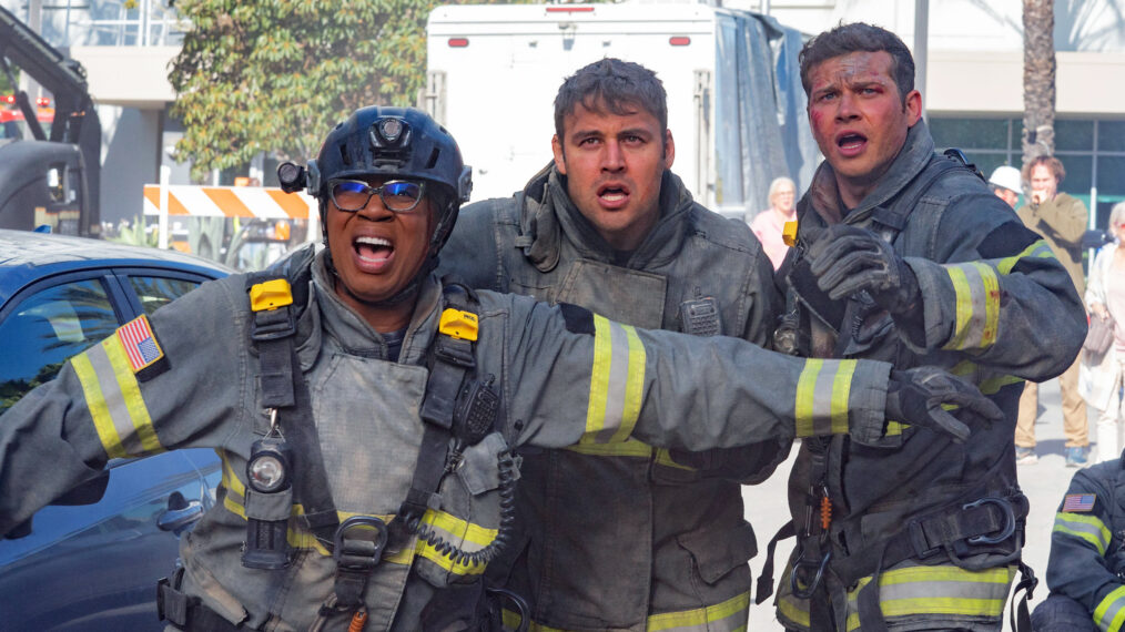 '911' Season 6 Finale The 118's In Danger! (PHOTOS)