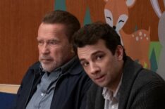 Arnold Schwarzenegger as Luke Brunner, Jay Baruchel as Carter Perlmutter in Fubar