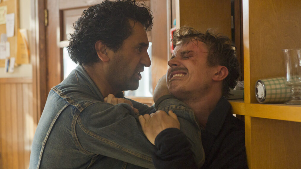 Cliff Curtis as Travis Manawa, Kenny Wormald as Derek - Fear the Walking Dead