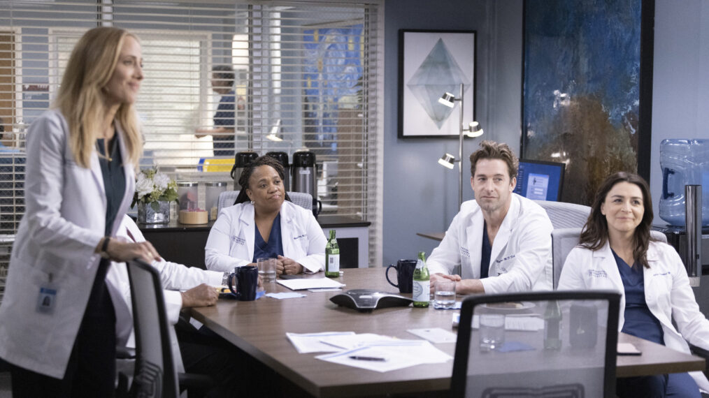 Miembros del elenco de 'Grey's Anatomy' en la Temporada 19, Episodio 17