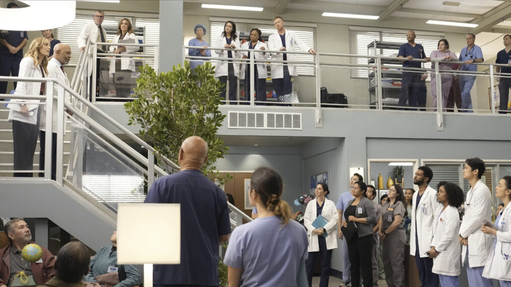Group shot from 'Grey's Anatomy' Season 19, Episode 18