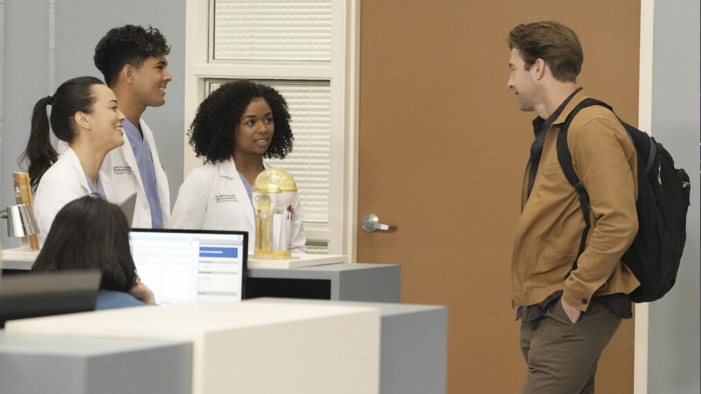 Midori Francis as Yasuda, Niko Terho as Adams, Alexis Floyd as Griffith, and Scott Speedman as Nick in 'Grey's Anatomy' Season 19, Episode 18