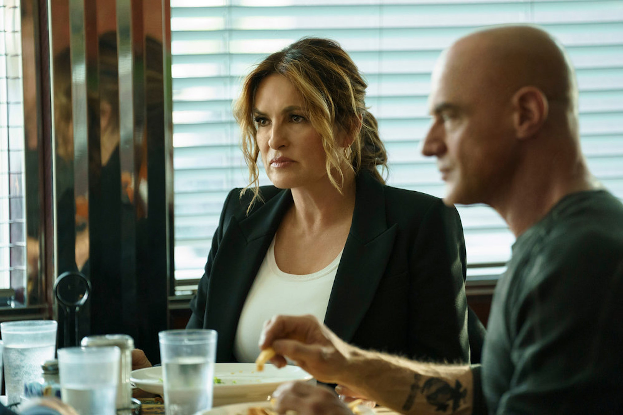 Mariska Hargitay and Christopher Meloni on 'Law & Order: Organized Crime'