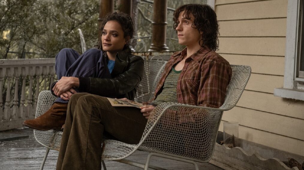 Sasha Lane and Tom Holland in 'The Crowded Room'