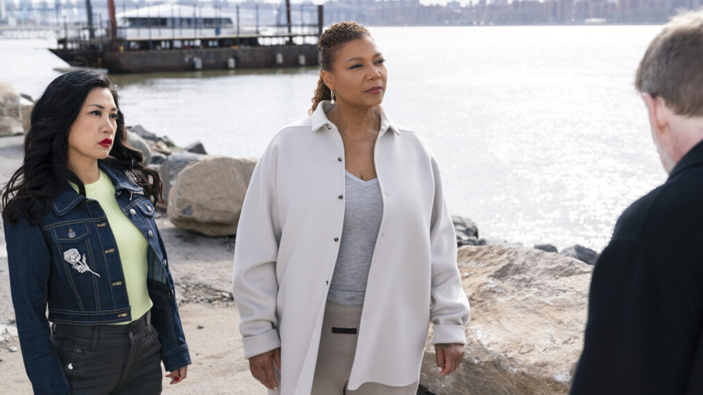 Liza Lapira and Queen Latifah in 'The Equalizer'