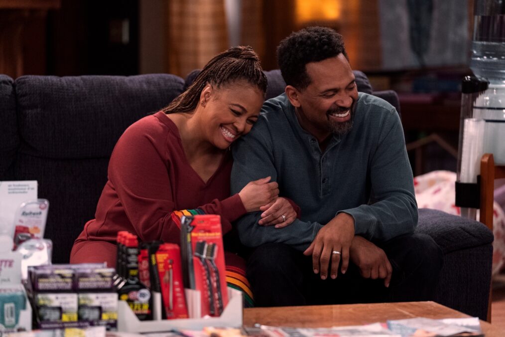 Kim Fields and Mike Epps in 'The Upshaws' Season 3 Episode 2